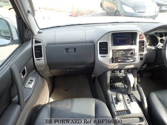 Used 2004 Mitsubishi Pajero - Front Passenger Seat