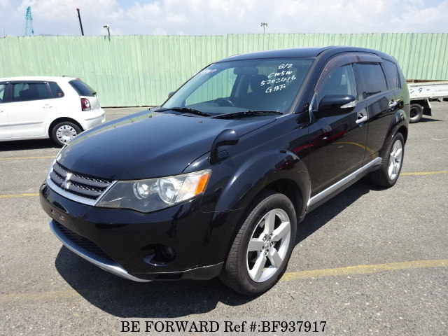 front of a mitsubishi outlander